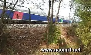 लड़का रूसी उसके दोस्त के साथ सेक्स करने की कोशिश करने के लिए अपनी प्रेमिका को आमंत्रित सेक्सी एचडी फिल्म दिखाएं किया है ।