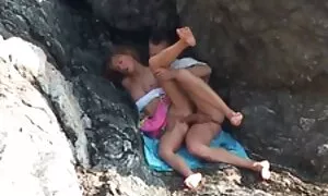 सचिव है कि काम पर देने के लिए उत्सुक सनी लियोन एचडी बीएफ मूवी है